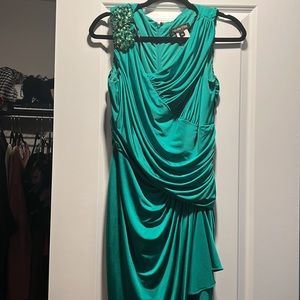 Tadashi Shoji Green draped ruched dress with jeweled shoulder